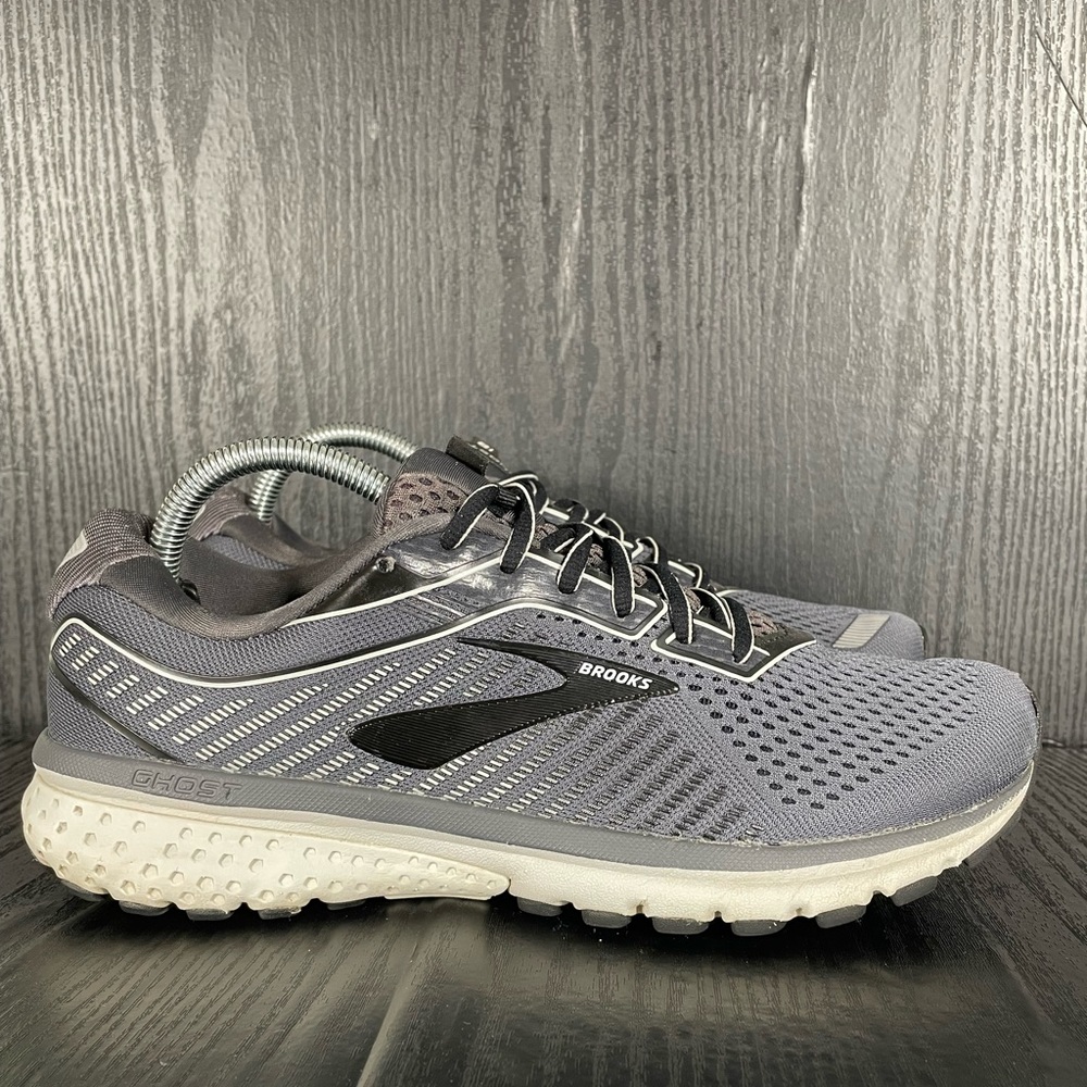 Brooks Ghost 12 Men’s size 8